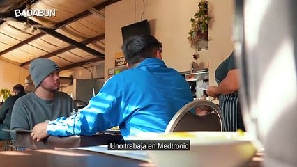 Mesera en problemas recibe la mejor propina de su vida