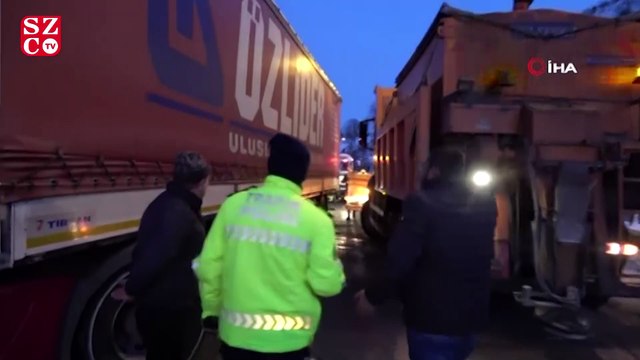 Kayganlaşan yolda 11 araç kaza yaptı: 3 yaralı