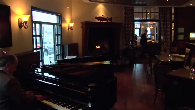 3)	La Mère Michel. Chansons et rondes enfantines. Piano. Musique