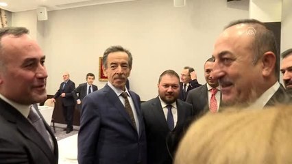 Dışişleri Bakanı Çavuşoğlu, Türk iş adamlarıyla buluştu