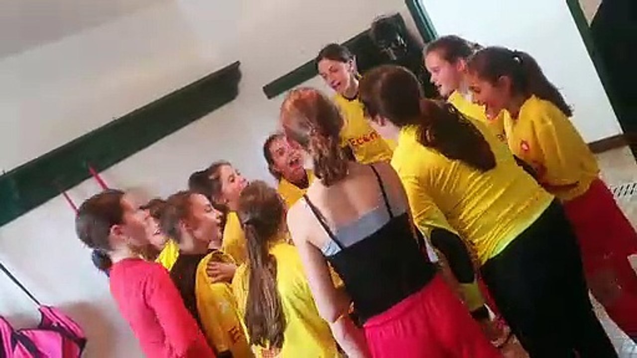 LA VICTOIRE DES U13 FEMININES AVEC UN BEAU CRI DE JOIE