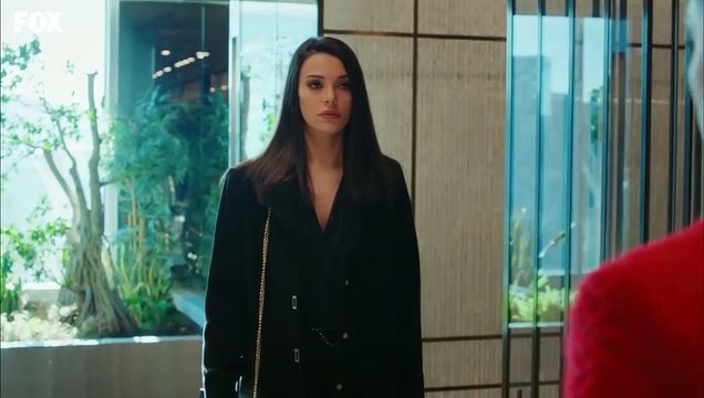 Yasak Elma dizisinde Yıldız'ın Leyla'ya saldırdığı sahne Twitter'da trend oldu