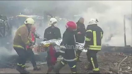 Zjarr ne barakat e romeve, humb jeten 13-vjeçarja