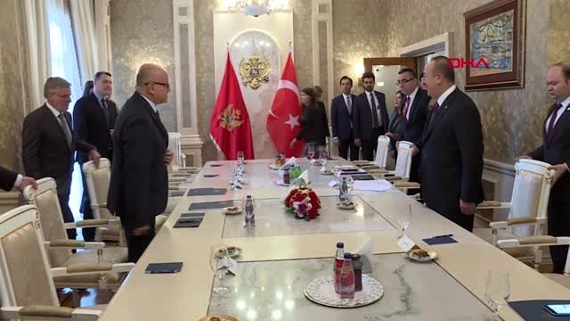 Çavuşoğlu, karadağlı mevkidaşı ile heyetlerarası görüşmelerde bulundu