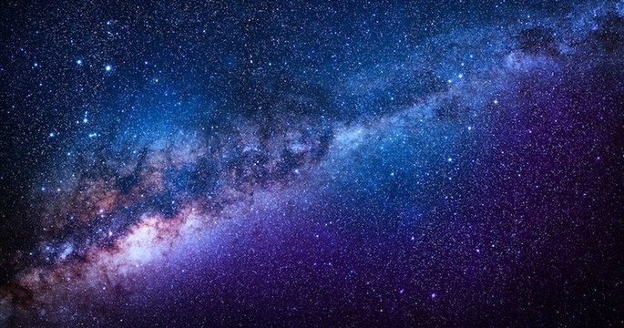 Un mystérieux signal radio venu des confins de l'espace intrigue les scientifiques