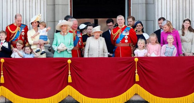 İngiltere Kraliçesi II. Elizabeth'in torunu Peter Phillips ve Kanadalı eşi Autumn Kelly boşanıyor