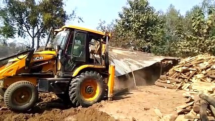 हरदोई बेनीगंज क्षेत्र में अवैध आरा मशीनों पर कार्रवाई