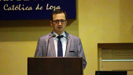 Entrevista al Dr. Santiago Acosta, Rector UTPL Loja