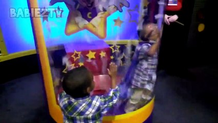 La compilación más divertida de los bebés asustados 2019 - FUNNY AFV Kids