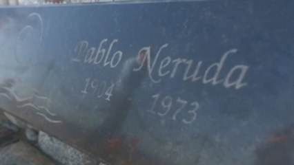Nuevo libro del italiano Ippolito incide en la teoría de que Neruda fue asesinado