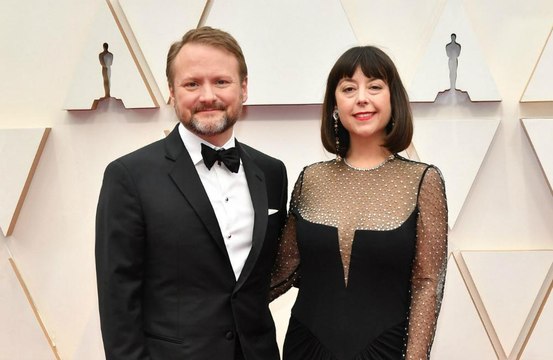 Rian Johnson: 'Je dois écrire 'À Couteaux Tirés 2' immédiatement'