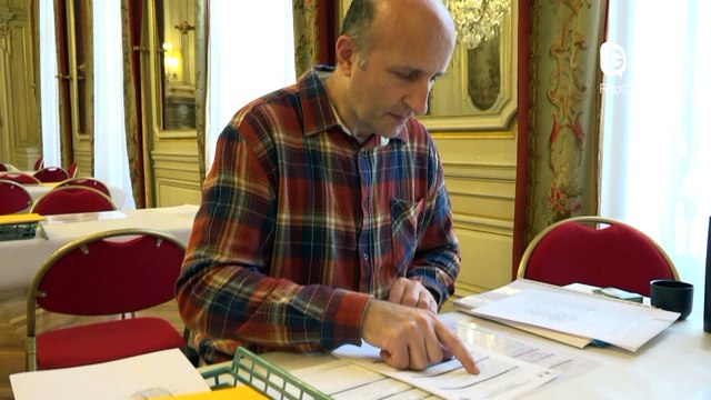 Reportage - La préfecture accueille le dépôt des candidatures pour les élections municipales