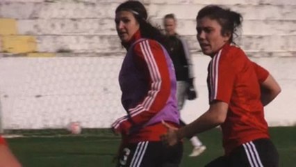 Química y fútbol, la vida de Pauleta, estrella española del Benfica femenino