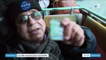 Handicap : la ville toujours peu accessible pour les personnes en fauteuil roulant
