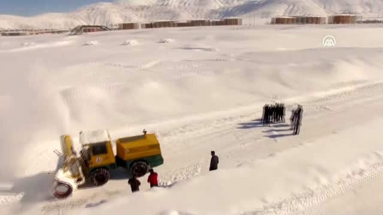 Bitlis Belediye Başkanı Nesrullah Tanğlay'dan "Bitlis kara teslim oldu" açıklaması