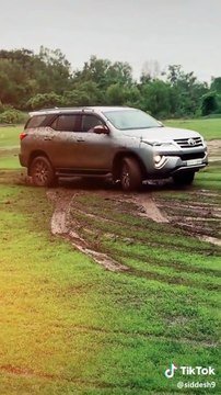 Modifie Fortuner on tik tok, fortuner stunt on tik tok ||adventures||