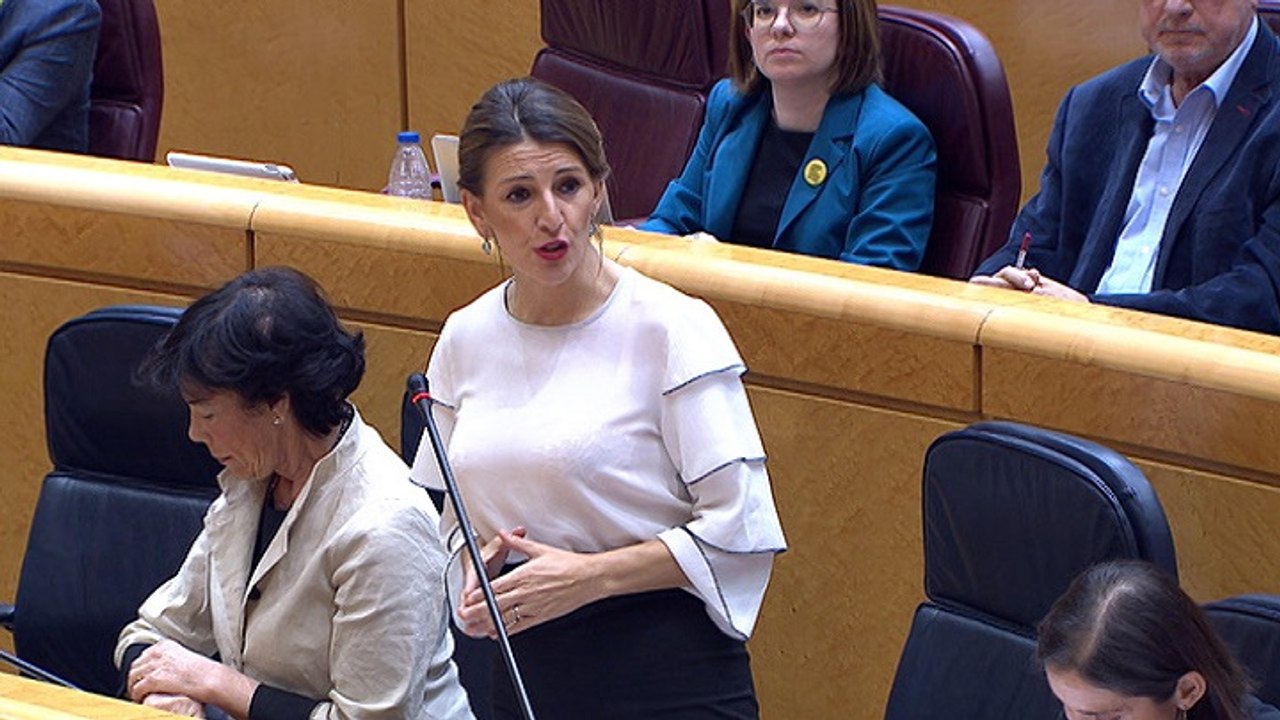 Yolanda Díaz responde que los datos de la EPA son "muy positivos"