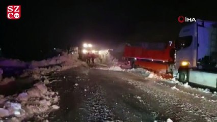 Çığdan zarar gören yolcu minibüsünün şoförü o anları anlattı