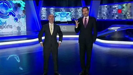 Rubia en pelotas presume su rutina de ejercicio