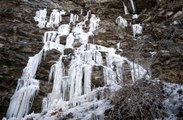 Kırım'daki Uçan Su Şelalesi ilk kez dondu