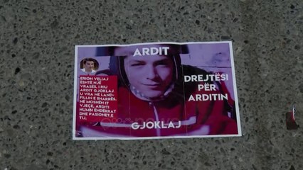 Ora News - "Vrasës", qytetarët parulla kundër Erion Veliajt