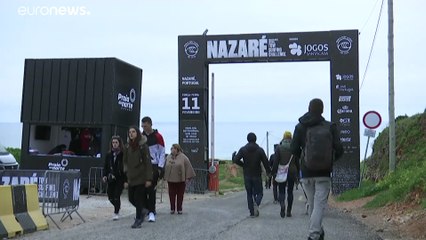 Kai Lenny e Lucas "Chumbinho" Chianca vencem "Nazaré Tow Challenge"