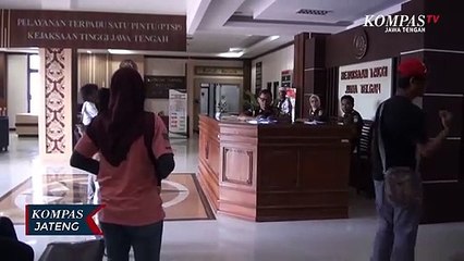 Kejati Periksa Berkas Keraton Agung Sejagat