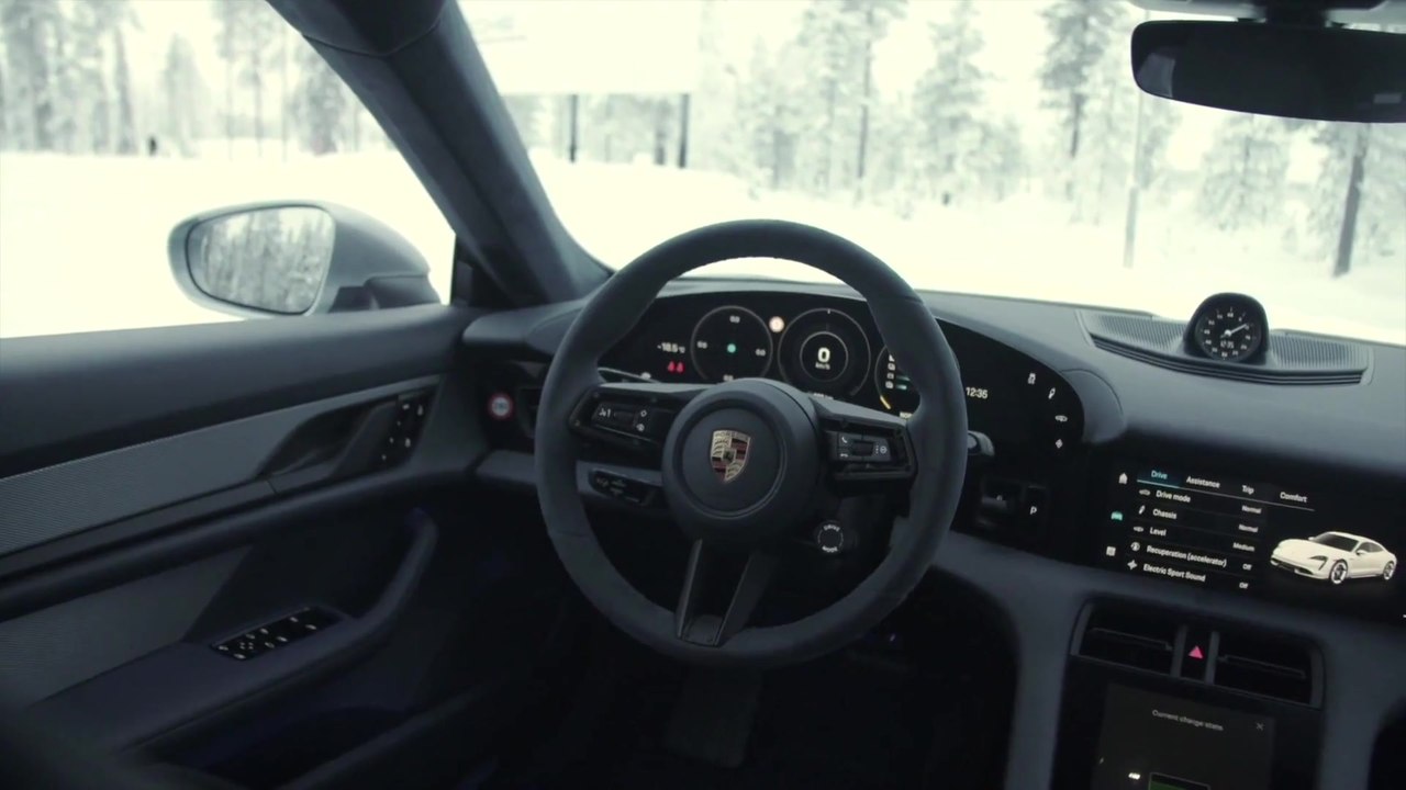 Porsche Taycan - Sportlich-hochwertiges Ambiente im Interieur