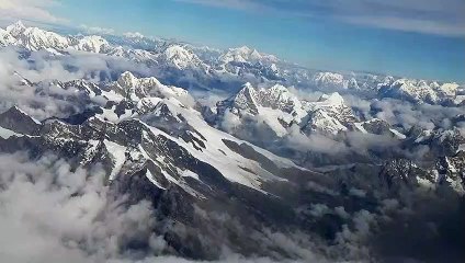 Mt Everest - Mountain Flight View