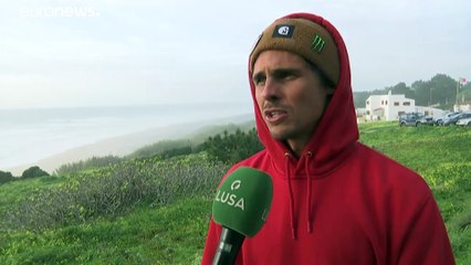 Botelho "estável" depois de queda nas ondas gigantes da Nazaré