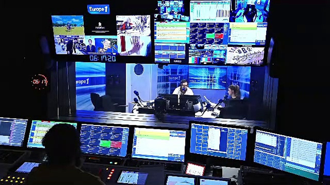 Christophe Barbier : "Monter sur scène, c'est un peu comme un dompteur qui entre dans la cages aux fauves"