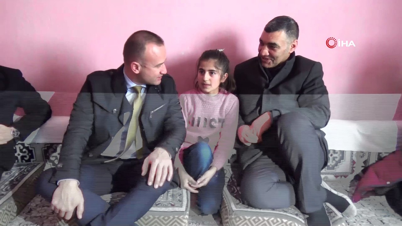 Semanur hasret kaldığı okuluna kavuştu