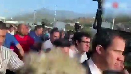 Venezuela'da darbeci Guaido'ya linç girişimi!