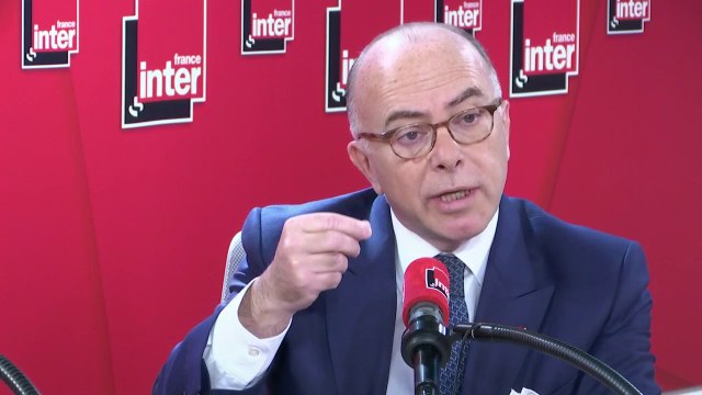 Bernard Cazeneuve, ex-Premier ministre : On est en train d'inventer un régime universel à régimes catégoriels spécifiques, c'est paradoxal (...). Il faut suspendre cette réforme et engager une négociation autour d'un cadre clair.