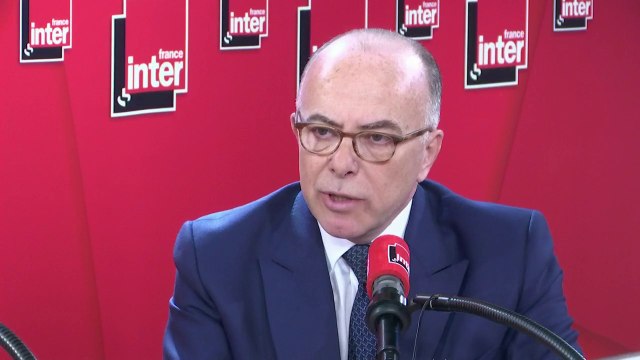 Bernard Cazeneuve, ex-Premier ministre : Twitter, c'est l'usage de la phrase brève au service des idées courtes. Une grande partie de la communication politique se fait par Twitter : cela conduit à une violence politique que nous n'avions pas connue