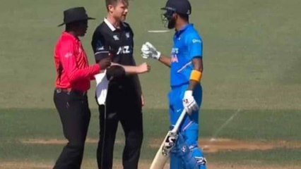 IND vs NZ 3rd ODI : Neesham makes a funny tweet after colliding with Rahul on field | K L Rahul