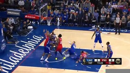 NBA : Ben Simmons frappe fort contre les Clippers (VF)