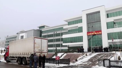 Çankırı'da depremzedeler için toplanan yardımlar yola çıktı