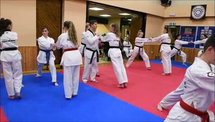 Carronshore Central Taekwondo Academy visit from British Taekwondo Chief Executive and Eighth Dan Grand Master Ian Leafe