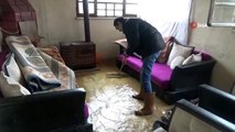 Düzce’de Şiddetli Yağış Sonrası Evleri Su Bastı