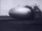 Mit Graf Zeppelin in die Arktis [With Graf Zeppelin to the Arctic] (1931)