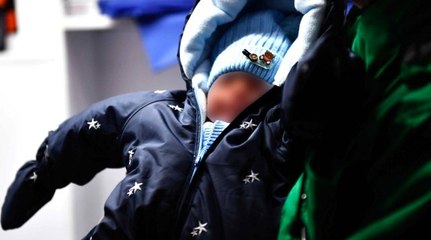 Bebeğini 13 bin dolara satmaya çalışan anne yakalandı