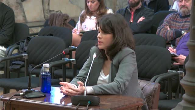 Isa Serra: No sucedió nada de eso. Son falsos esos hechos