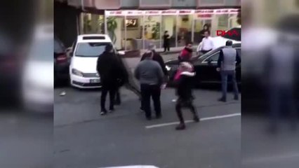 Bahçelievler'de park yeri tartışmasında korku dolu anlar 2