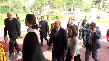 Tải video: Çavuşoğlu, Arnavutluk Cumhurbaşkanı Ilir Meta ile görüştü - TİRAN