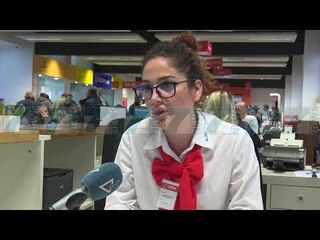 FLUKS APLIKIMESH PER RIVLERESIMIN, QYTETARET NUK APLIKOJNE ONLINE - News, Lajme - Kanali 7