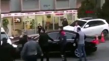 İstanbul'da park yeri tartışması: Hızla gaza basan sürücü, apartman bahçesine uçtu