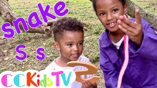 Adam & Jazmine's amazing letter hunt! Help them find all of the letters of the alphabet! (UK ZED)