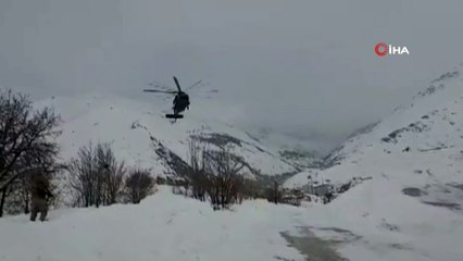 Diyaliz hastası askeri helikopterle hastaneye ulaştırıldı