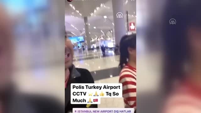 Endonezyalı oyuncu Nagitaslavina'dan valizini bulan havalimanı polisine teşekkür